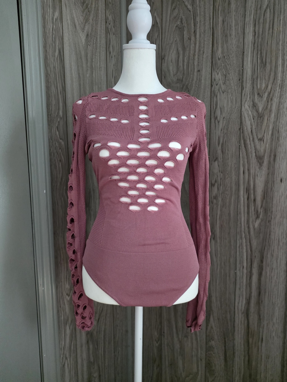 Long Sleeve Cutout Bodysuit in Dusty Rose
